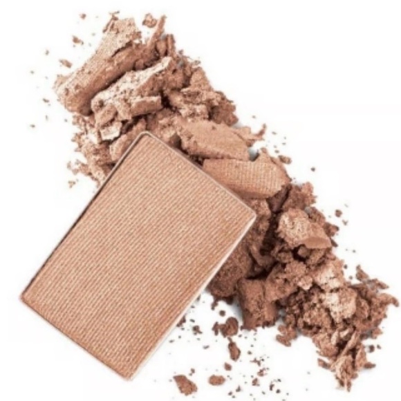 Mary Kay Other - Mary Kay ChromaFusion Eye Shadow - Candlelight